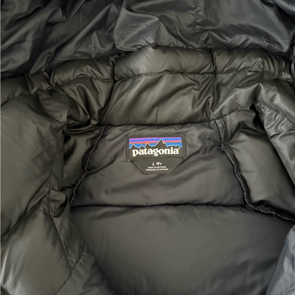 Black Patagonia Fitz Roy Down Hoody - Men’s L - Picture 3 of 9